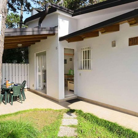 Holiday Home In Lignano 21669 Линьяно-Саббьядоро Экстерьер фото
