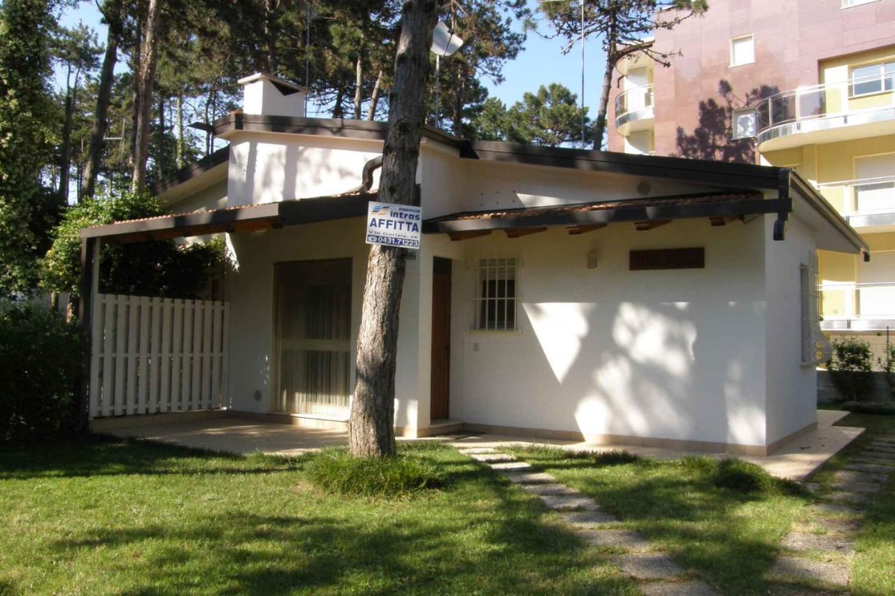 Holiday Home In Lignano 21669 Линьяно-Саббьядоро Экстерьер фото