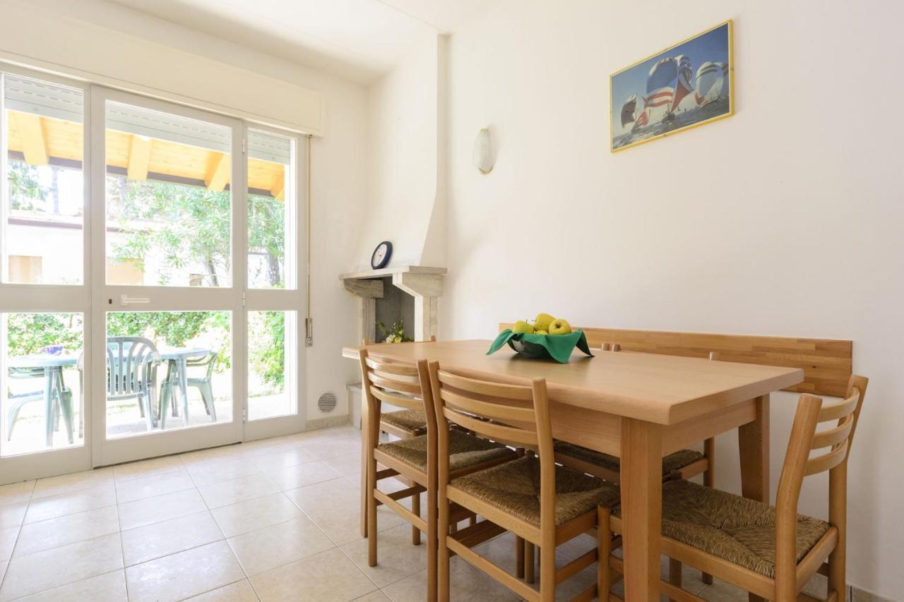 Holiday Home In Lignano 21669 Линьяно-Саббьядоро Экстерьер фото